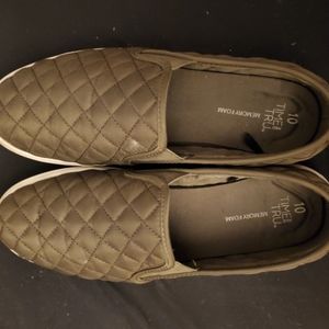 Hunter green slip ons